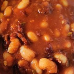 A picture of Turkish Style Dried Beans with Smoked Meat.