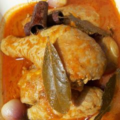 A picture of Spicy chicken pepper soup.