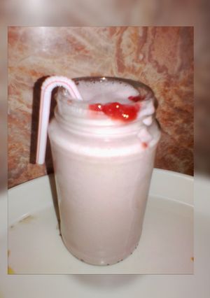A picture of Strawberry Banana Smoothie.