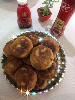 عکسی از دستور پیراشکی گوشت با خمیر فوری