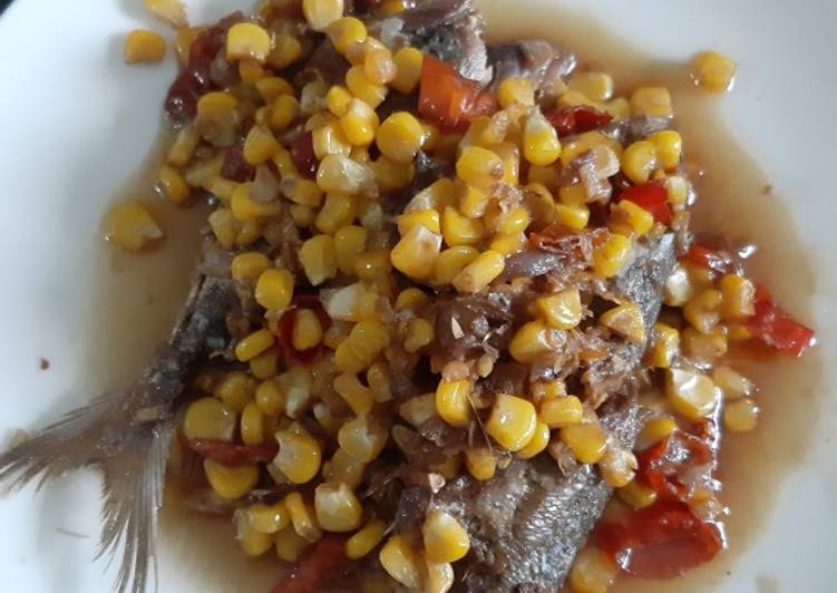 Langkah Mudah untuk Membuat Ikan peda jagung pedas, Bisa Manjain Lidah