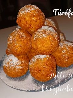 Túrófánk 🍩 - teljes kiőrlésű, cukormentes recept fotója