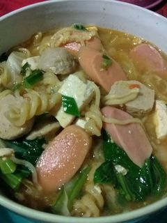 Foto resep Seblak kuah mie macaroni ala me🤗🤗😋