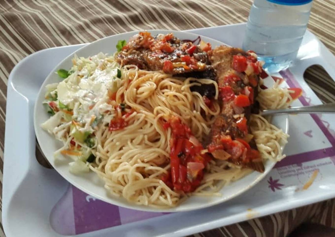 Pasta with pepper sauce and coleslaw
