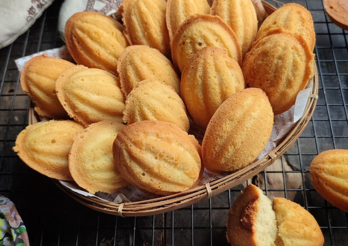 Resep Kue Kelemben Jadul oleh Widjie Astuti - Cookpad