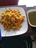 Pasta con pollo y verduras