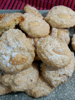 Una foto de Galletas de almendra