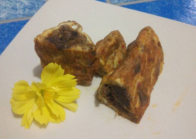 Telur dadar mix rendang