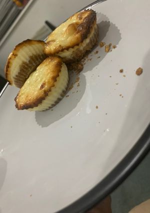 A picture of Cheese cake.