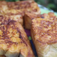French toast A picture of French toast.