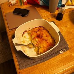 A picture of Cheesy Scalloped Potatoes.