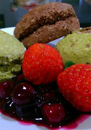 A picture of Two toned scone.