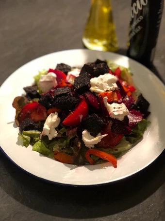 Easy Steps Make|Recipe} Black pudding, goats cheese and beetroot salad 🥗 🐐 the Drool