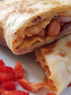 Tojásos lecsós tortilla recept fotója