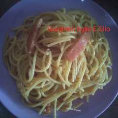 A picture of Spaghetti Aglio E Olio.