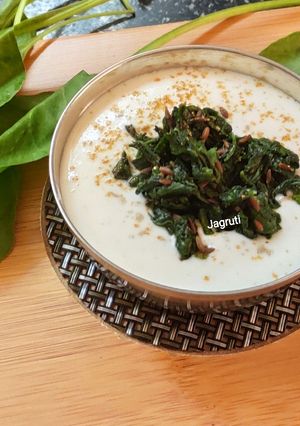 A picture of Palak (Spinach) Raita Sauted !!.