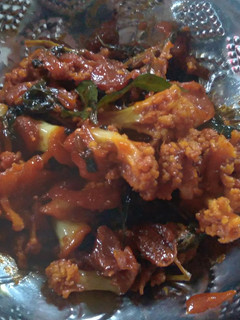 காலிஃபிளவர் கறிக் கூட்டு (Cauliflower curry kootu recipe in tamil) செய்முறை முக்கிய புகைப்படம்