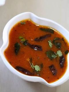 தக்காளி ரசம் (Thakkaali rasam recipe in tamil) செய்முறை முக்கிய புகைப்படம்