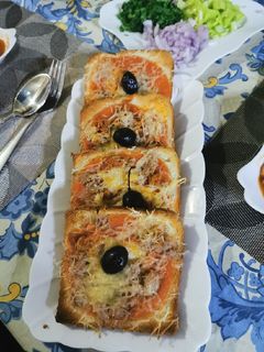 صورة لوصفة بيتزا بخبز التوست