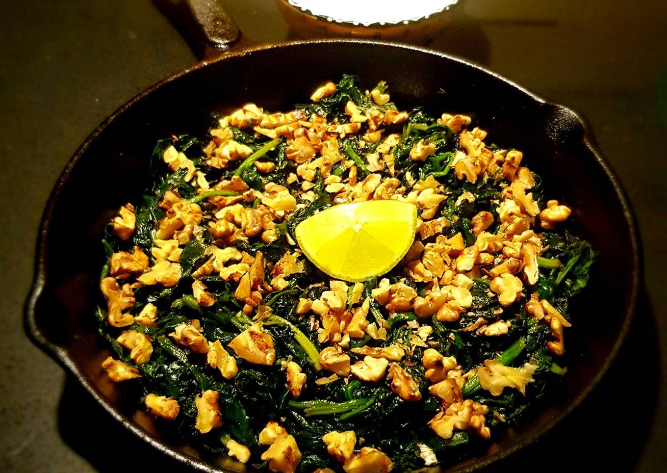 Espinacas con nueces y ghee (Keto)
