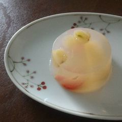 A picture of Fruits agar jelly.