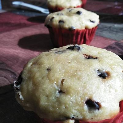 Muffins de plátano con chispas de chocolate Receta de Alejandro Perez  Delgado- Cookpad