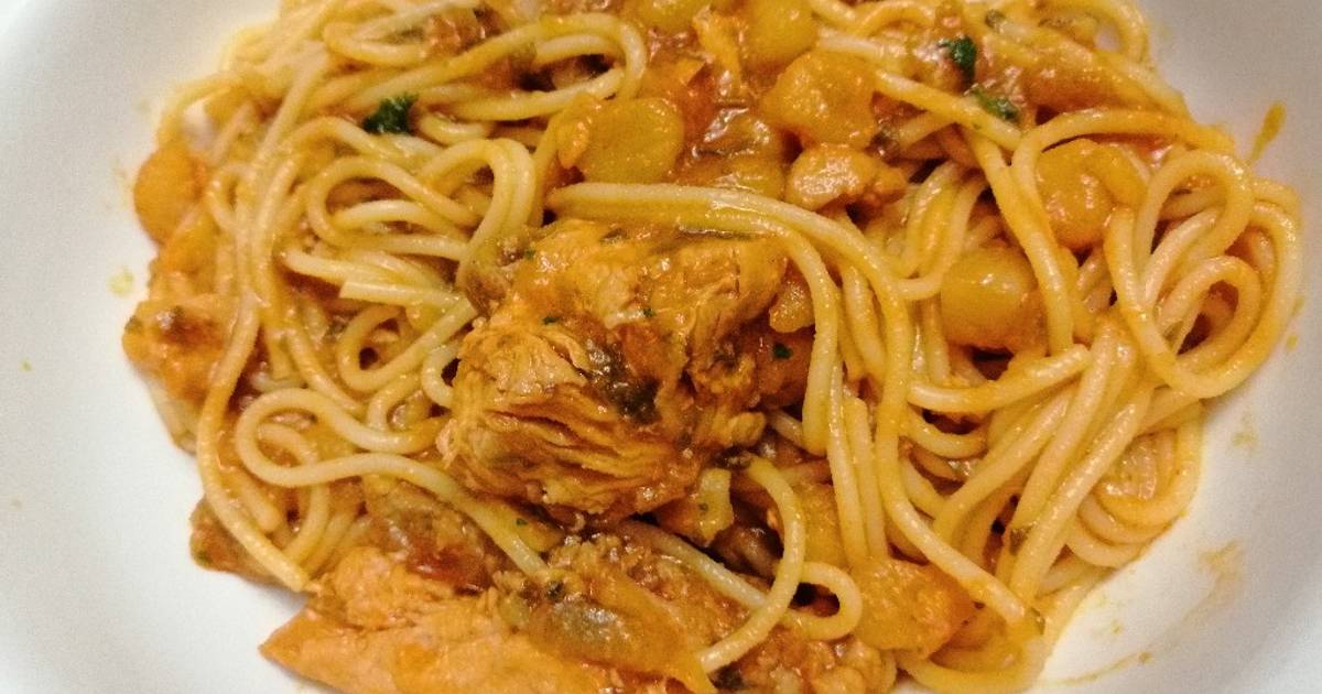 Espaguetis con Pollo & Papas Receta de carunovi- Cookpad
