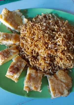Foto resep Mie goreng udang geprek anak