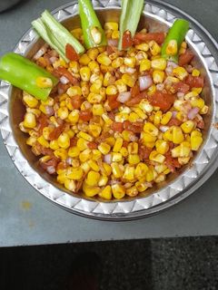 મકાઈ ની ભેળ રેસીપી મુખ્ય ફોટો