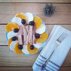 รูปของ Ensalada de naranja y queso fresco