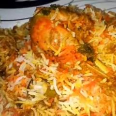 A picture of Chicken Dum Biryani.