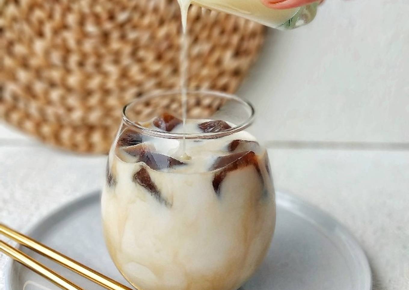 Iced Coffee Milk