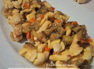 Foto di 🐓Straccetti Di Pollo Con Melanzane E Curcuma🍆💛