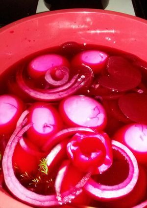 A picture of Dill Garlic Picked Beets and Eggs.