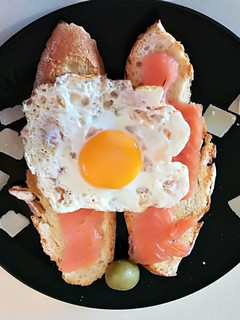 Una foto de Huevo caprichoso