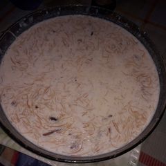 A picture of Sheer khurma.
