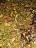 Salteado de arroz, vegetales y alubias