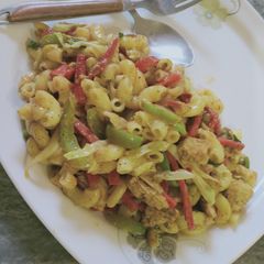 A picture of Tikka macaroni.
