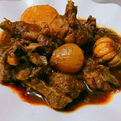 A picture of Traditional Country Chicken Curry.