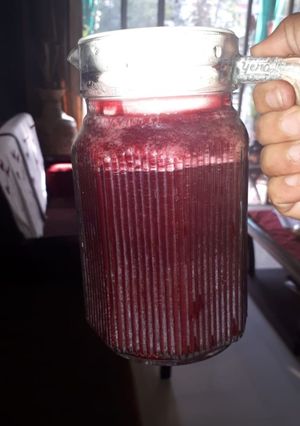 A picture of Super wonder Carrot Beet Juice.
