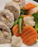 Паровые рулетики с сыром из индейки