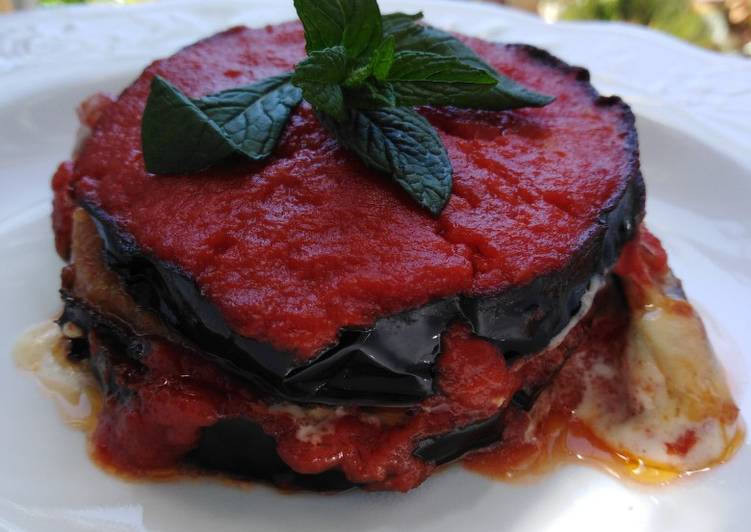 Simple Way to Prepare Any-night-of-the-week Parmigiana di melanzane senza uova