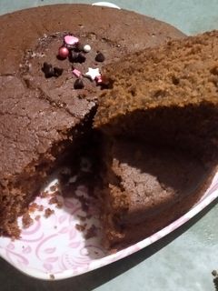 चॉकलेट स्पोंज केक (Chocolate spong cake recipe in Hindi) रेसिपी मुख्य फोटो