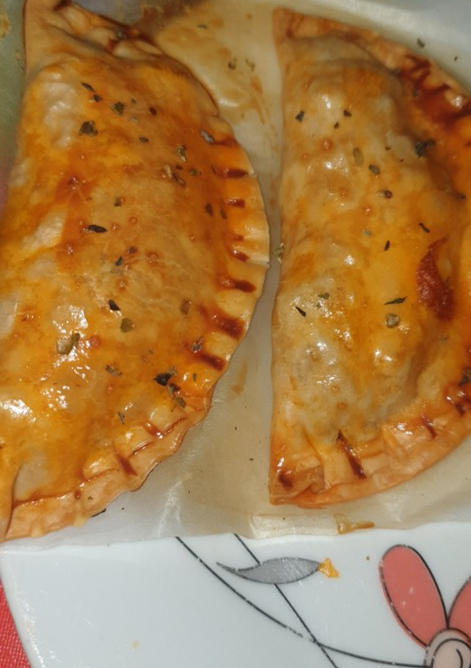 Una foto de Empanadillas boloñesa