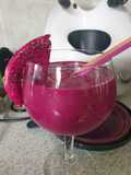 Dragon Fruit (pitaya) smoothie