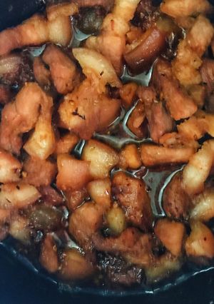 Hình của món Thịt kho sả.