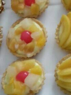 صورة لوصفة Tartelette بالكاسترد و الفواكه