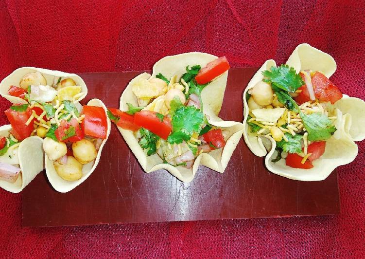 Recipe: Yummy Bite sized papad kotori chat This is Secret Recipe  From My Kitchen !!