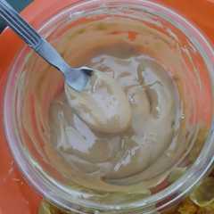 A picture of Mayo Kewpie wijen home made.