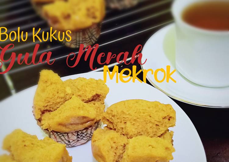 {Cara Membuat Bolu Kukus Gula Merah Mekrok yang Gurih